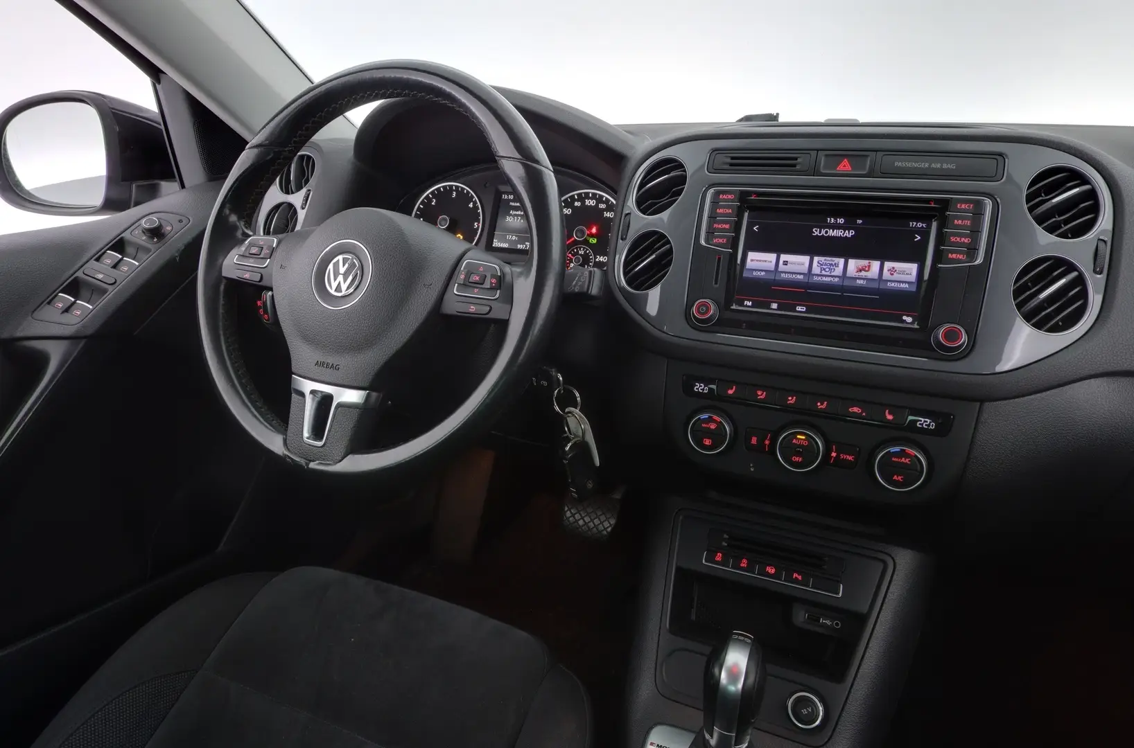 Car Image - 6Dc3yXpnKiczRelKrzDsdI