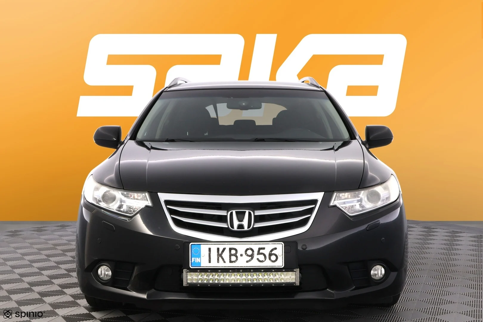 Car Image - 1eaCaY20Fm7yLA5C3eZwJQ