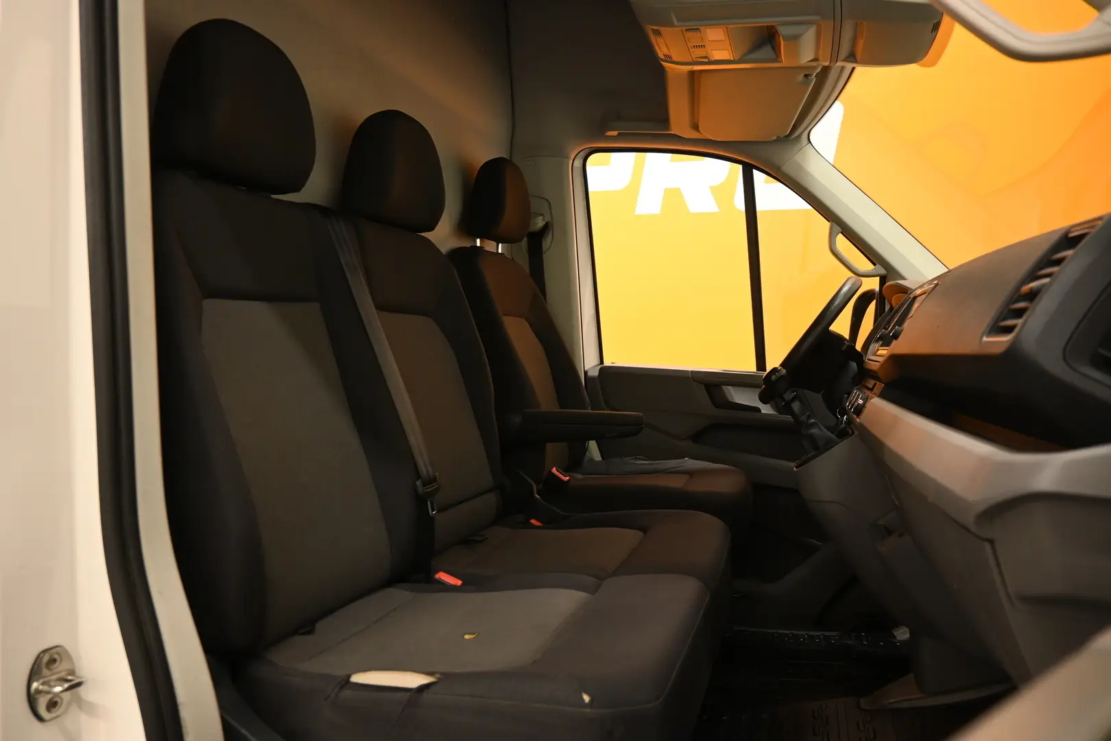 Car Image - 6nYJct0GCO3euZqpsegWUI