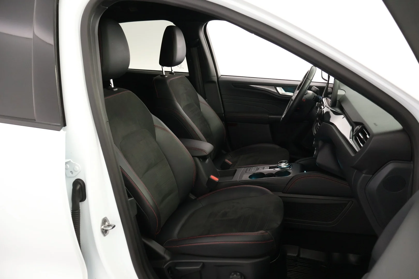 Car Image - 52Cq5lkiOmDzfv5BB4P3E6