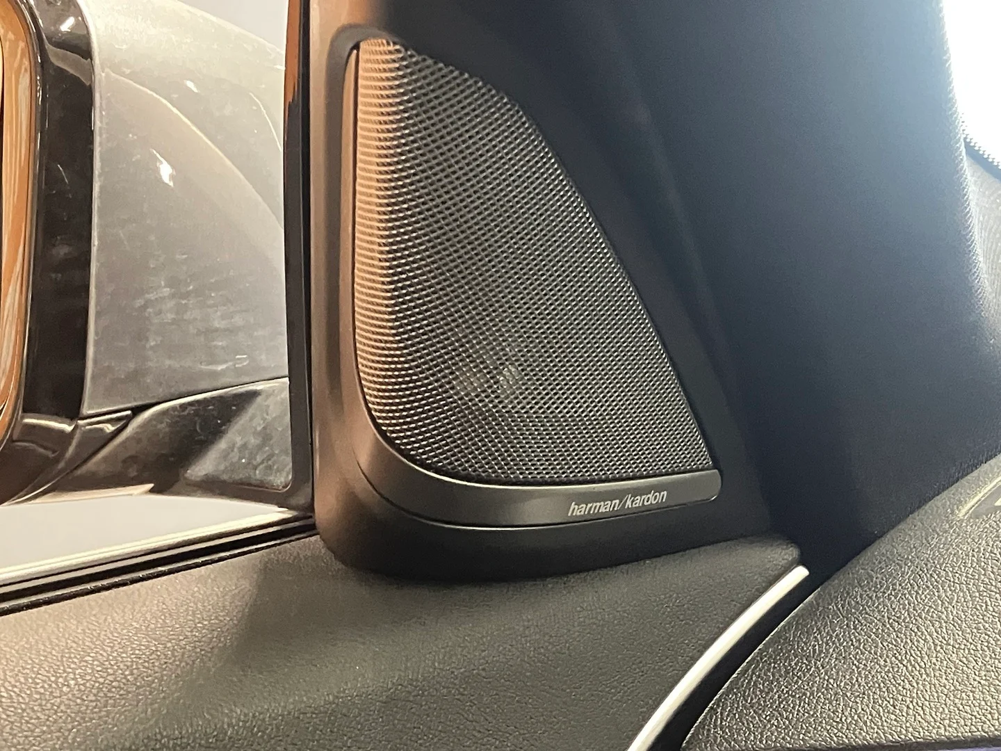 Car Image - 42gD9CSyG1wmtXUdxN9O7K