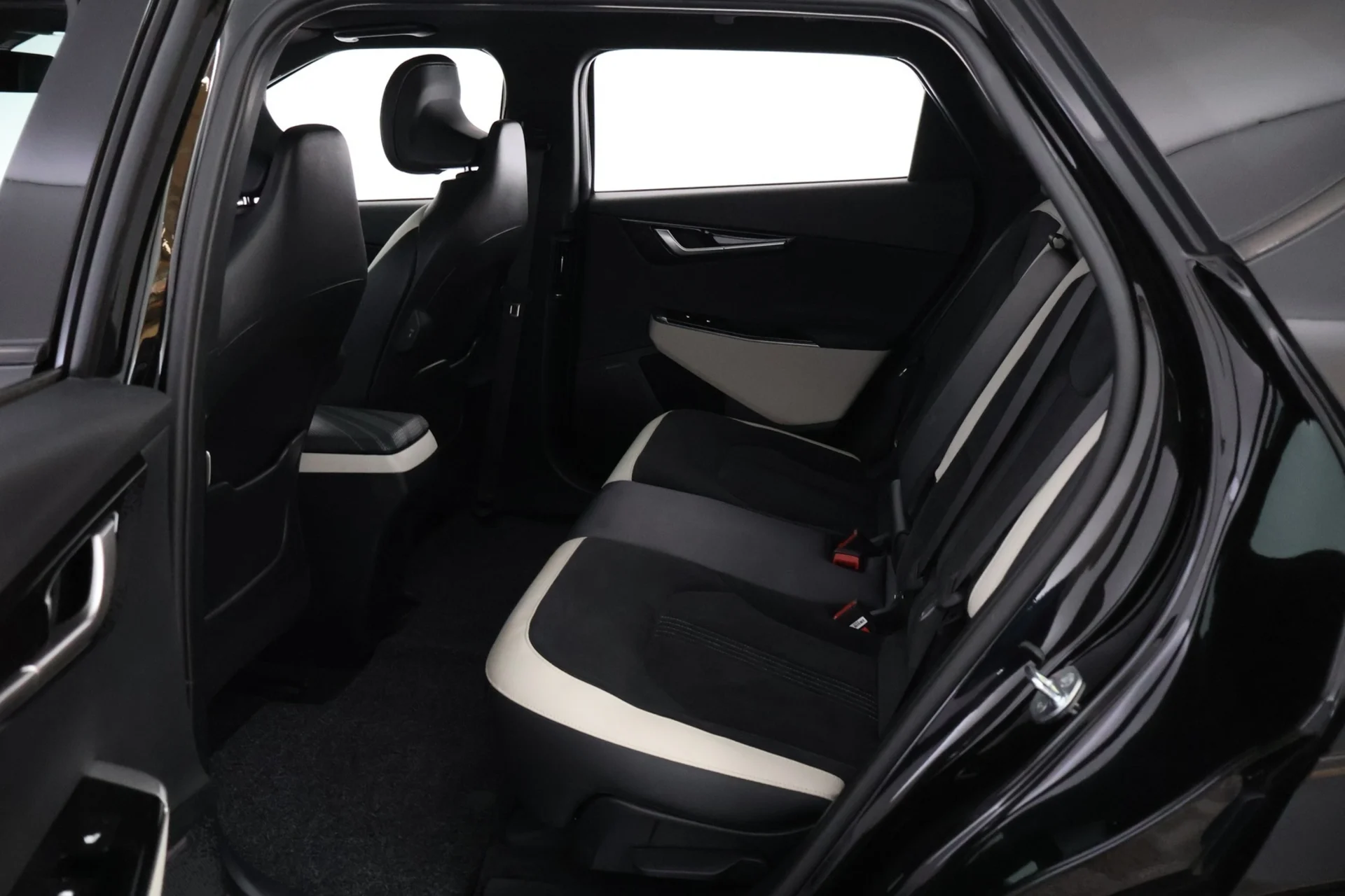 Car Image - 7gqt1ZXeshvfhcJpZCI2PY