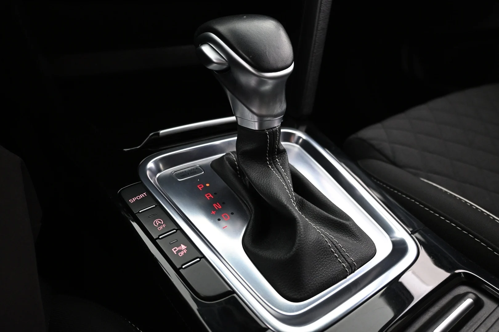 Car Image - 1NQToc14EJlLjwNPHYqYEX