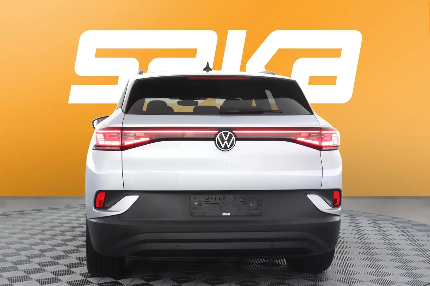 Car Image - 30y0a2HsrN4WIHlJV4KIVa