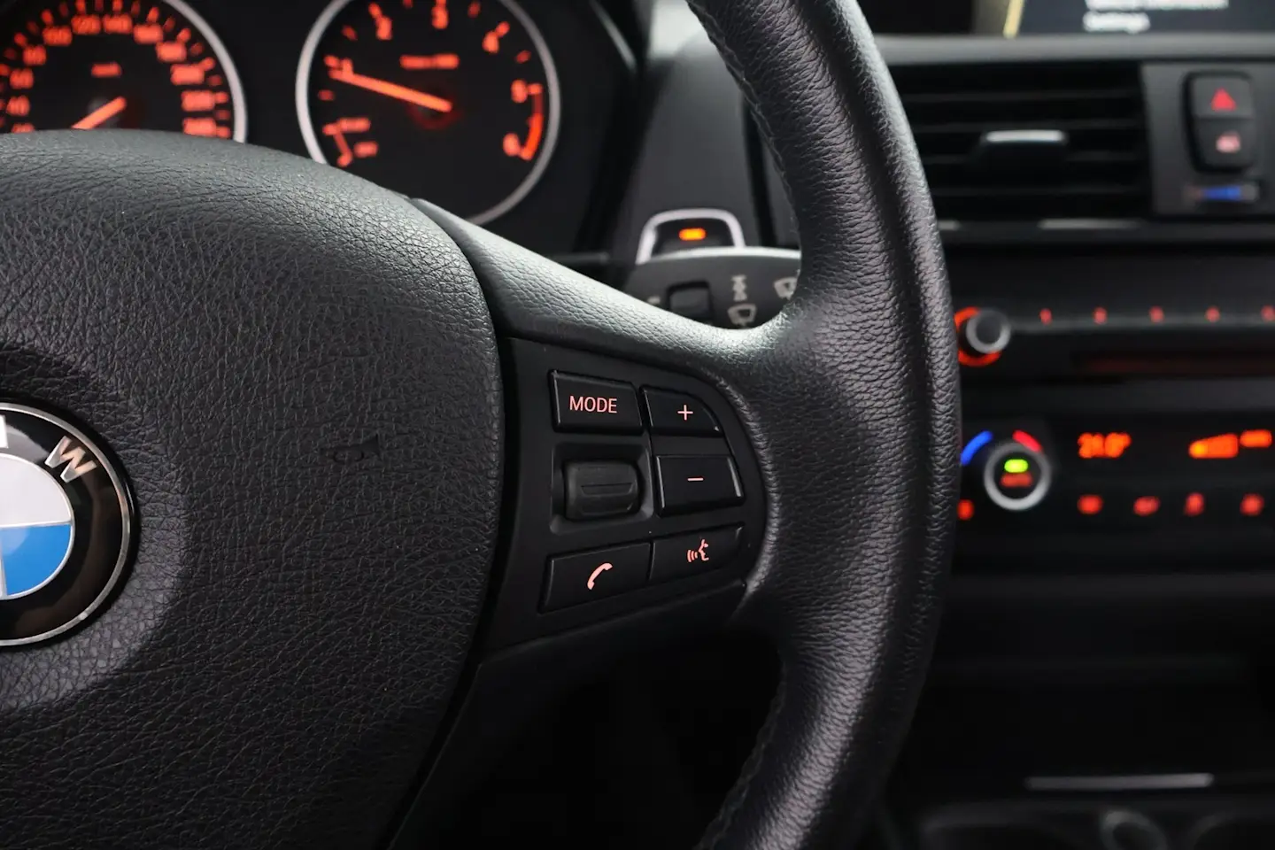 Car Image - 32qFBIEd9GA4Ijrslvq4Mk