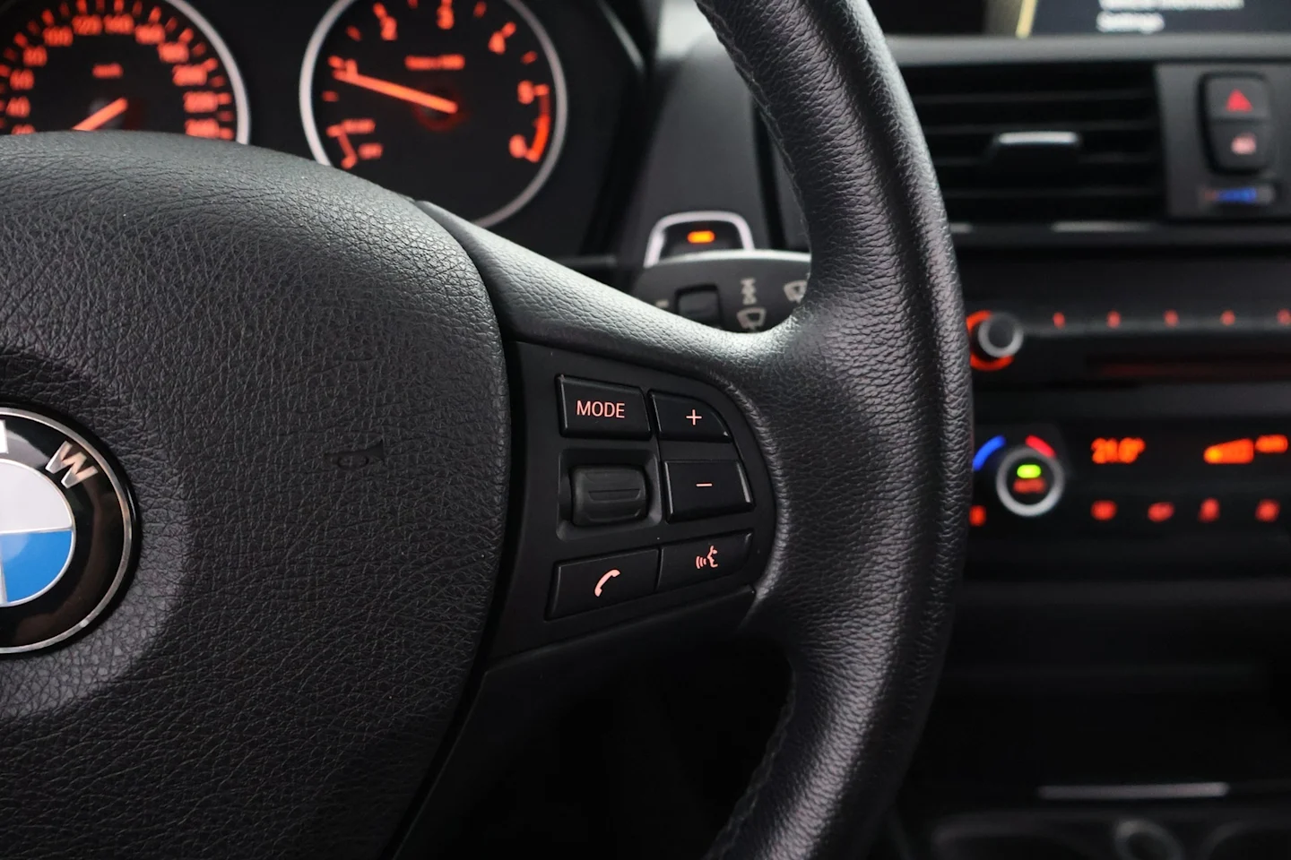 Car Image - 32qFBIEd9GA4Ijrslvq4Mk