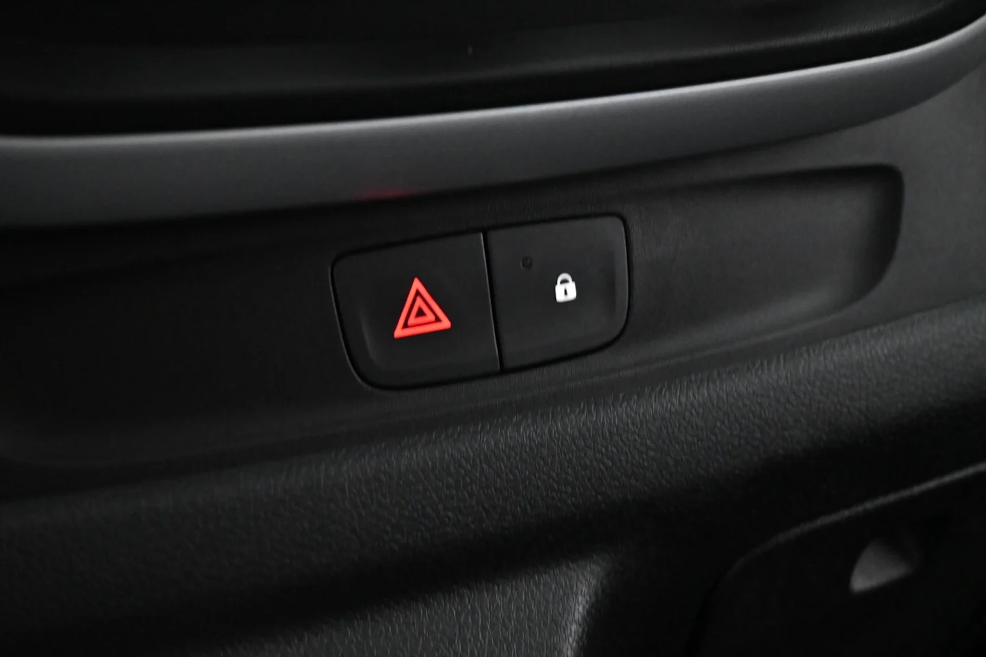 Car Image - 7yhX7HdyG0f0qEbLtIqBFL