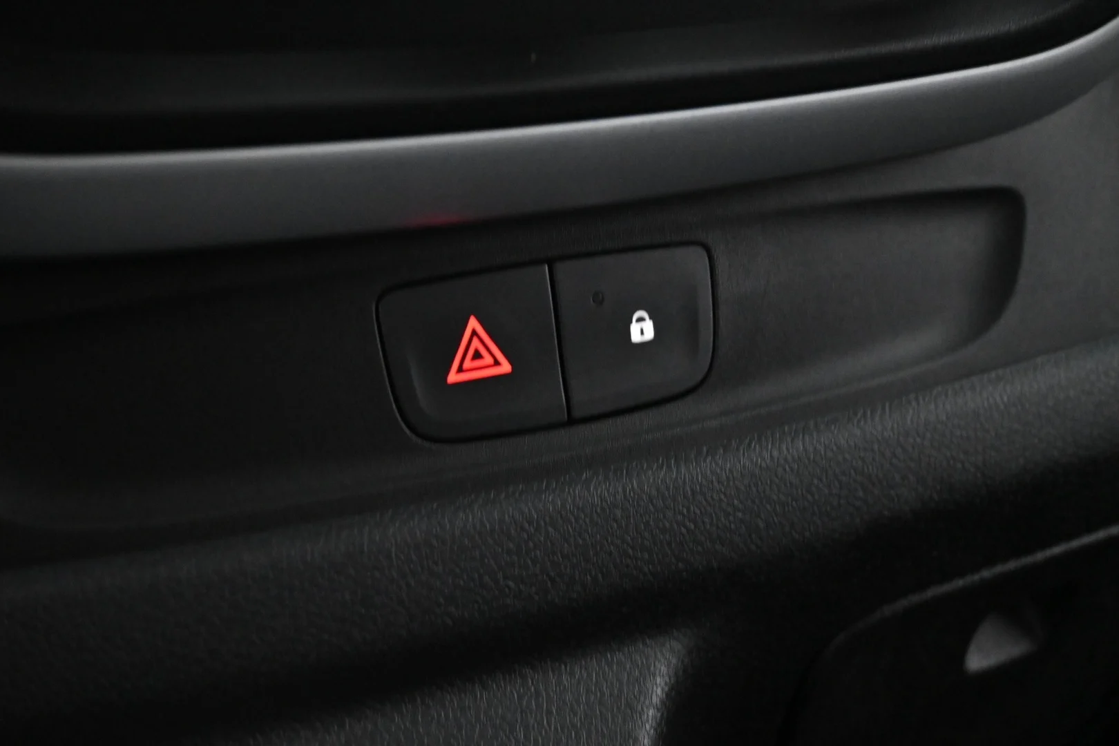 Car Image - 7yhX7HdyG0f0qEbLtIqBFL