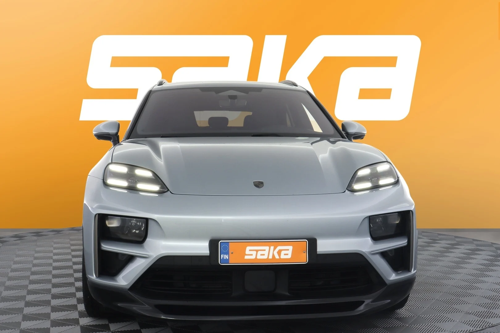 Car Image - 4GYuse4hKnHsVHkqbBkPPM