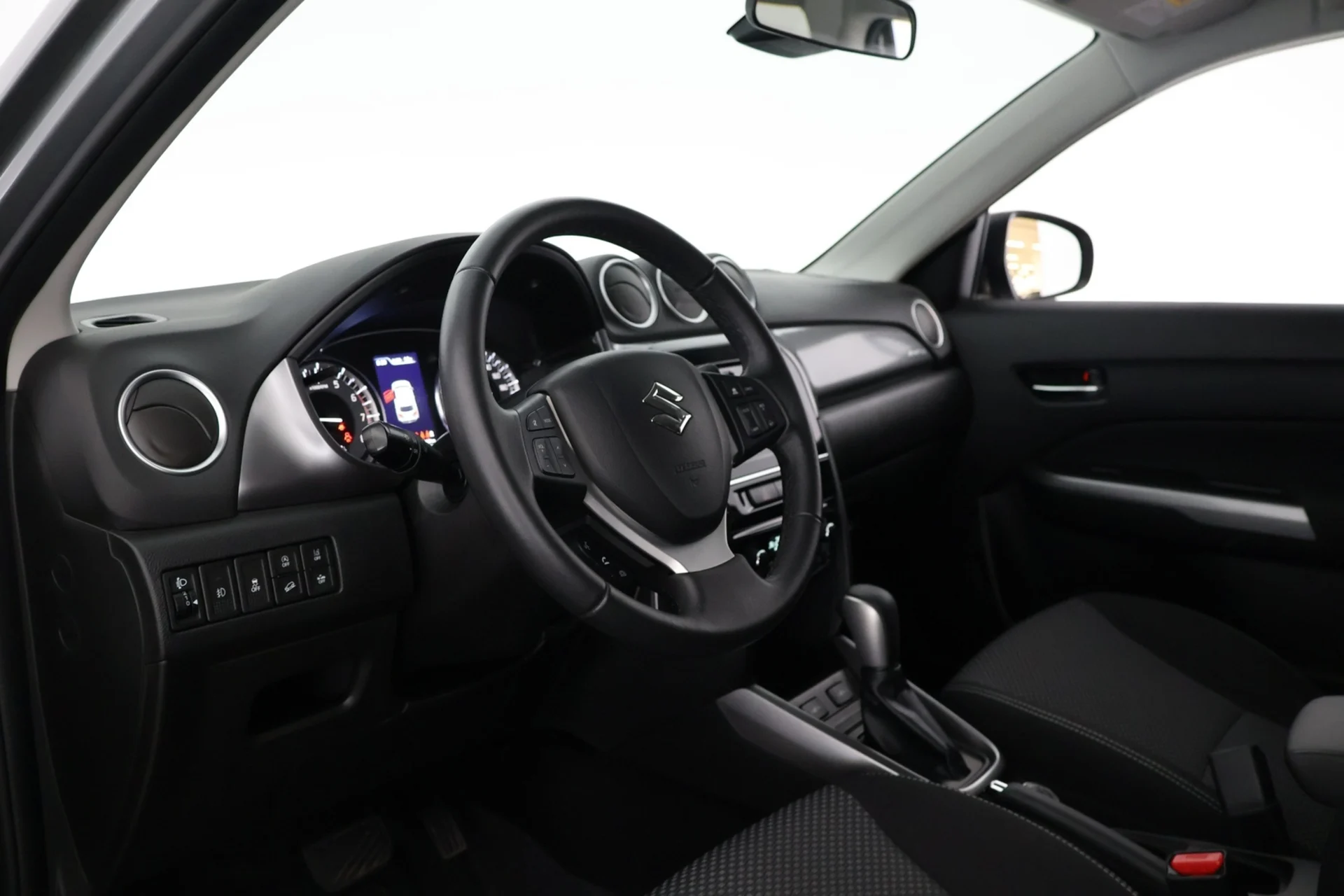 Car Image - 7fU0akzHySbg412IrluBmt