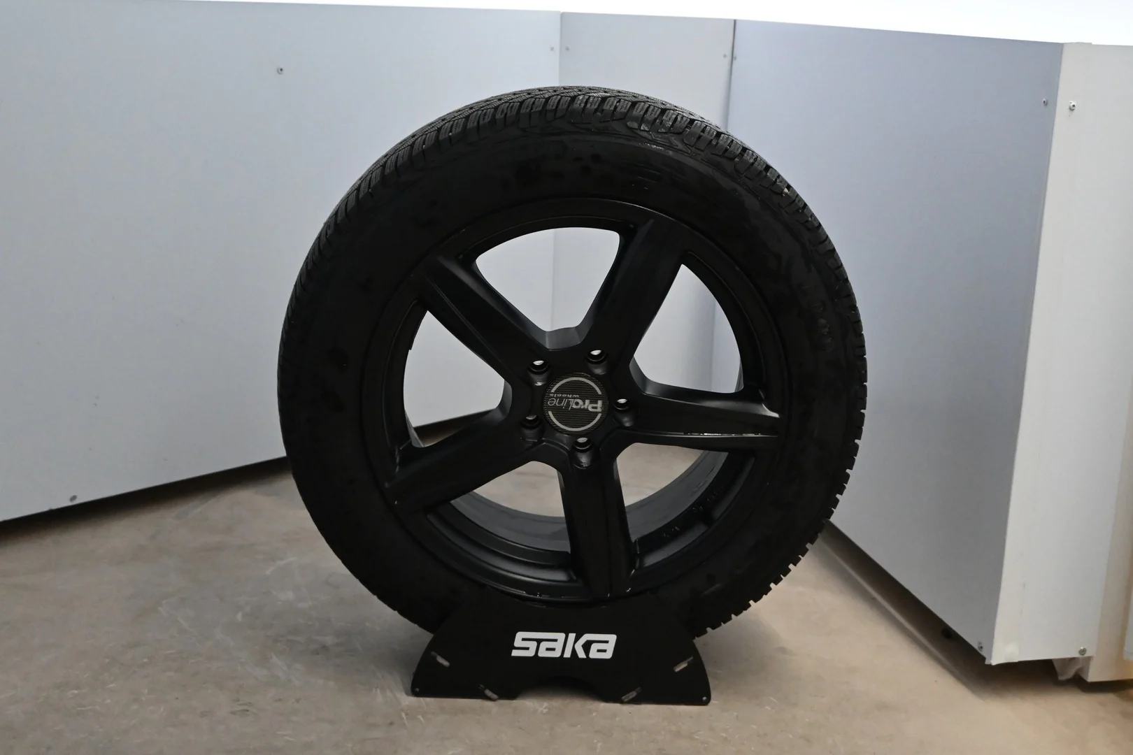Car Image - 5hIPiGTa5y6SKn3fONbRGH