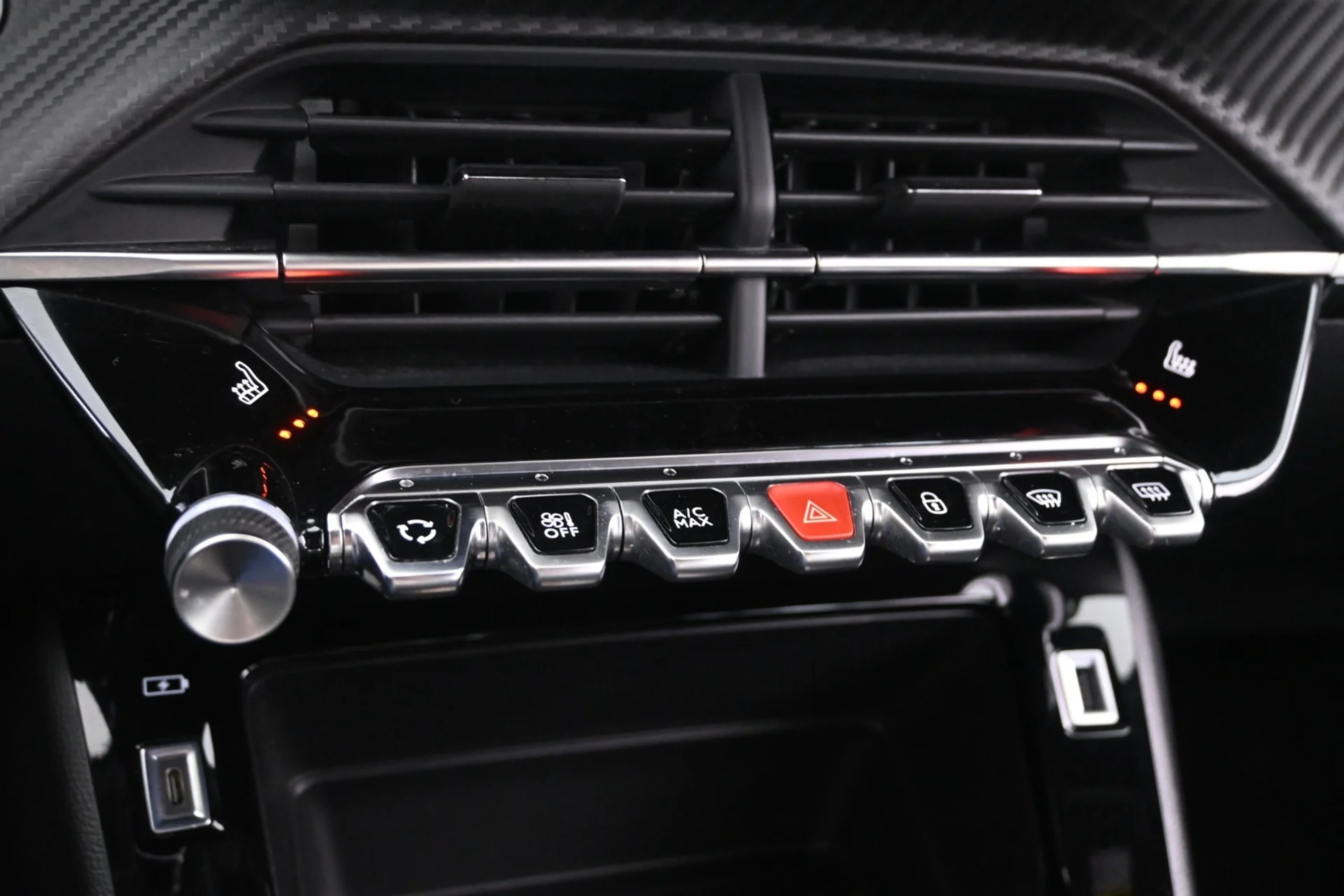 Car Image - C3cFoWB1rRerDy2MtCbPD