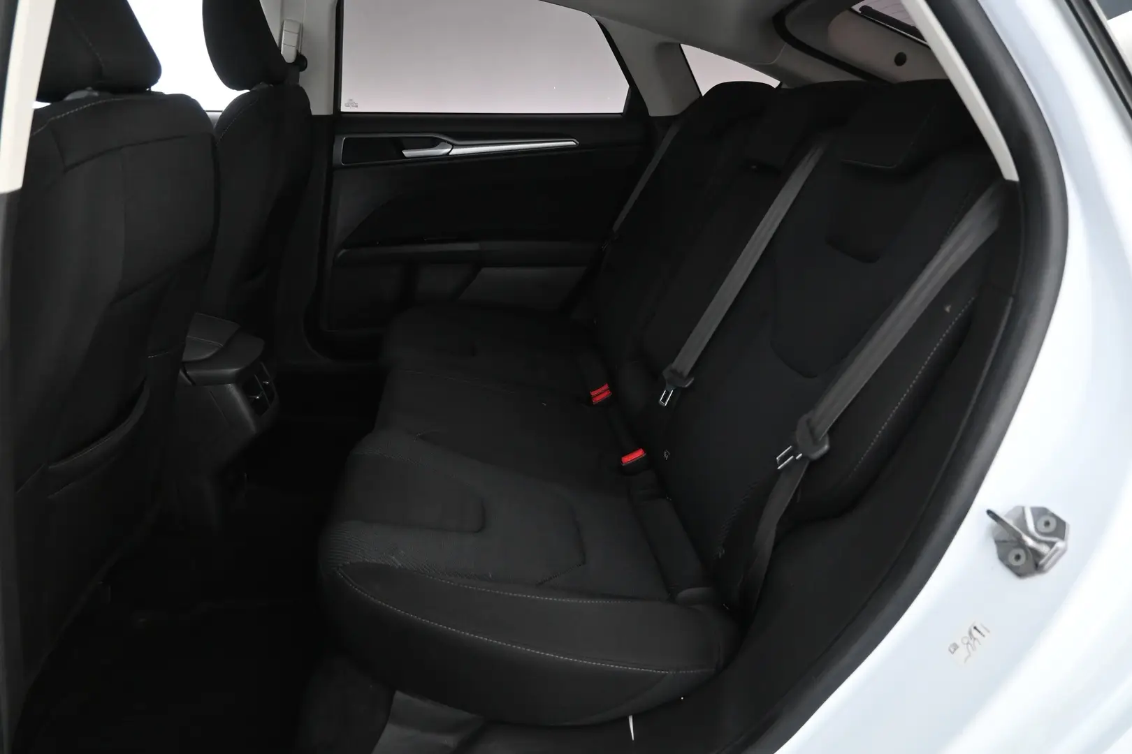 Car Image - 6Q6nMgkAnVHWrgrRfKv33s