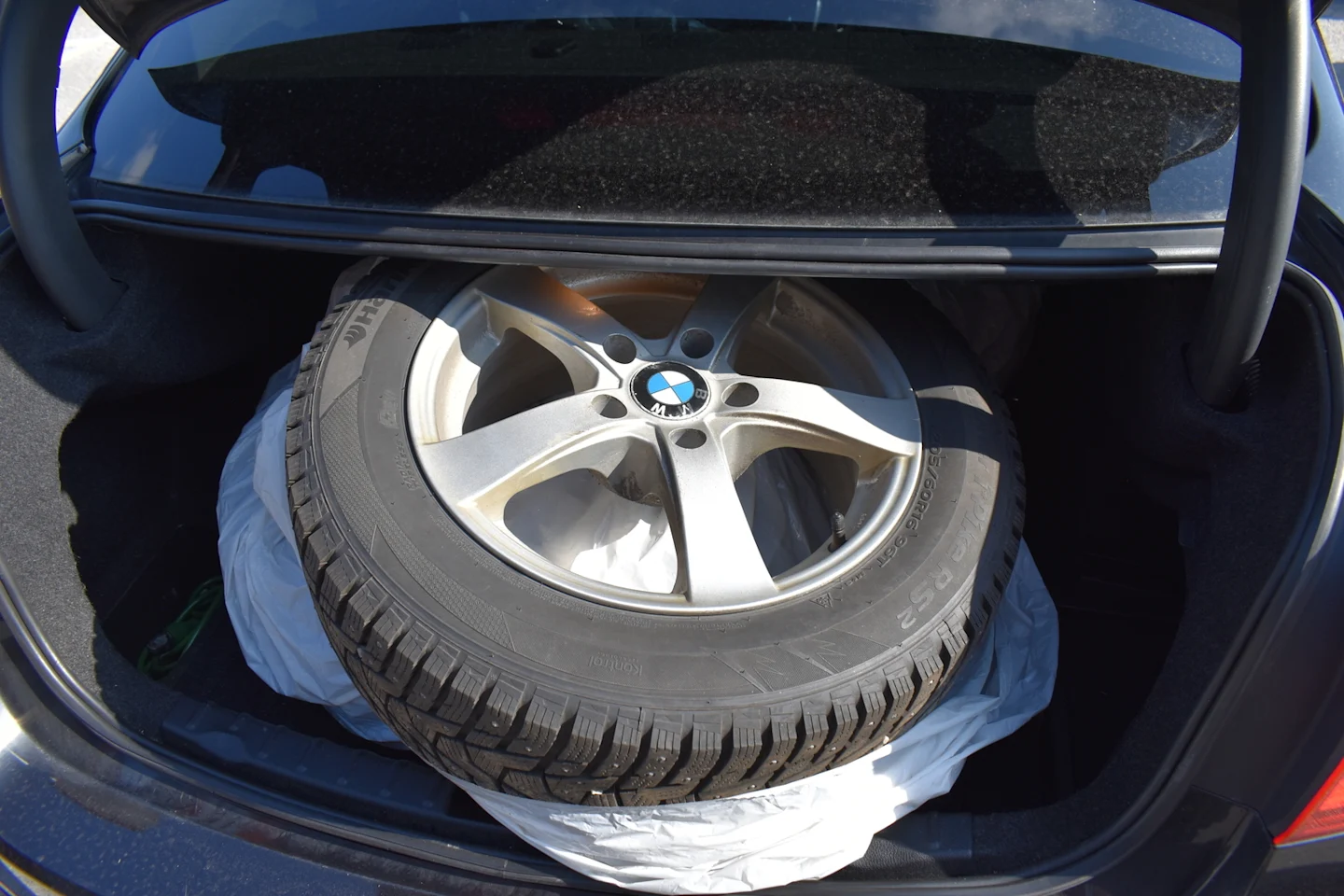 Car Image - xTTOVWgoigXYlx2ybWEaB