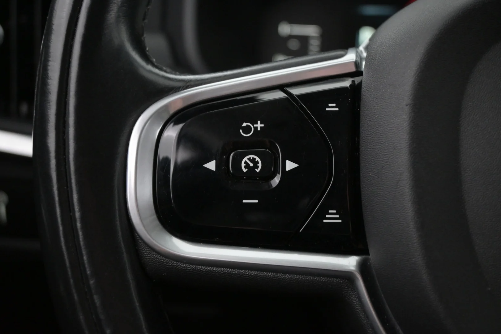 Car Image - 1HOfpagHeVgC2nFP8Ia9ur