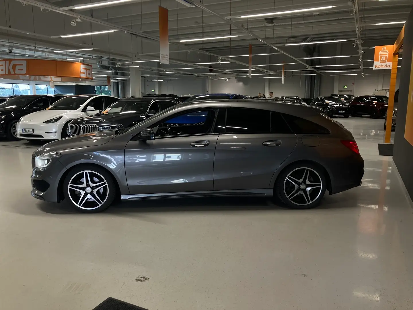 Car Image - 5r9VNTVskdLwyDSItoEkPU
