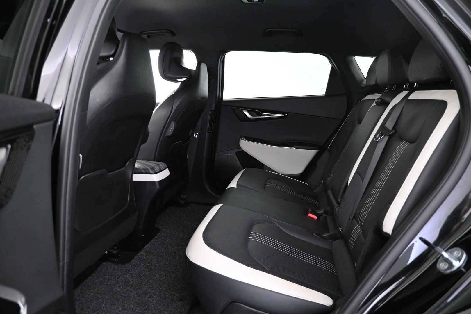 Car Image - 7yFO1QqvNkMIIflcWu8h3u