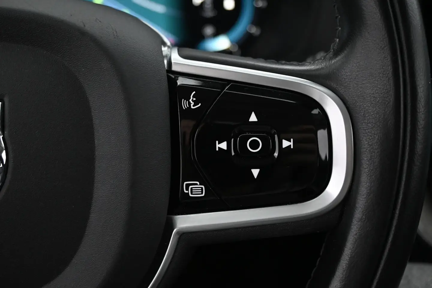 Car Image - m2boAQbSxQxH1pFwrENaH