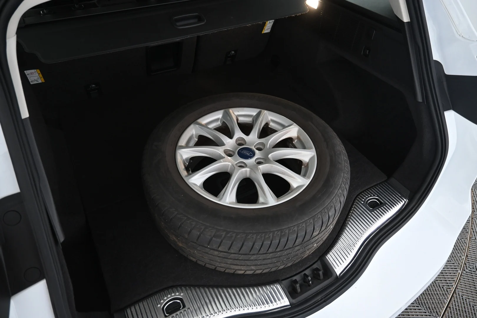 Car Image - 4fc0iPbRyAx8ZfQMAq1U3i