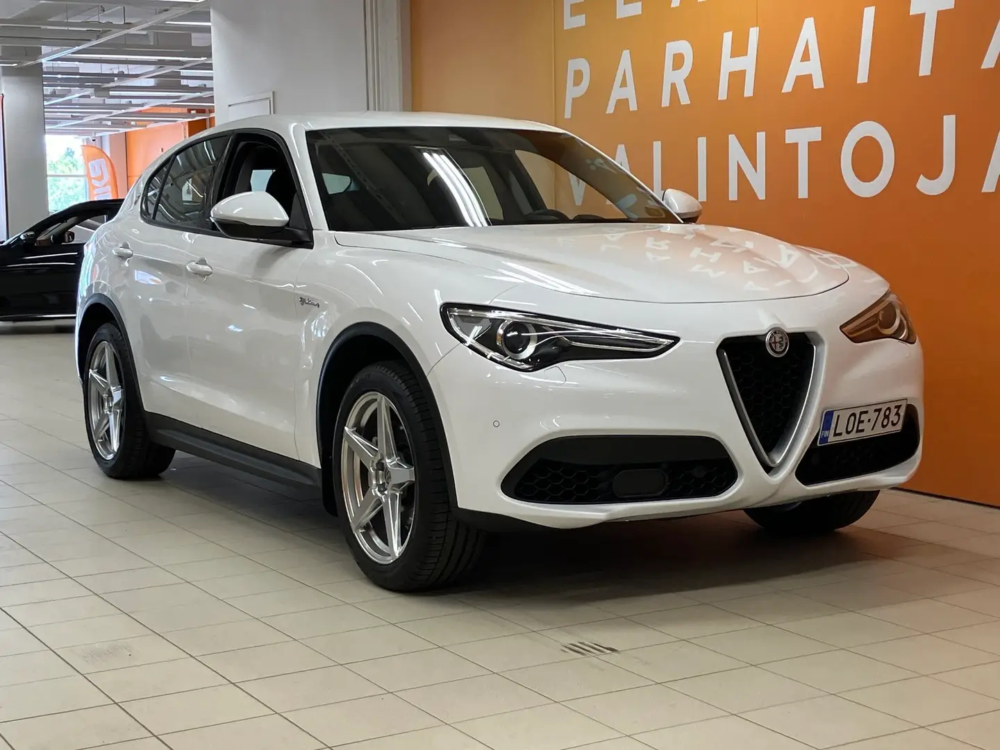 Car Image - 4Ge4Ri8XGkDMDgJoeSroFw