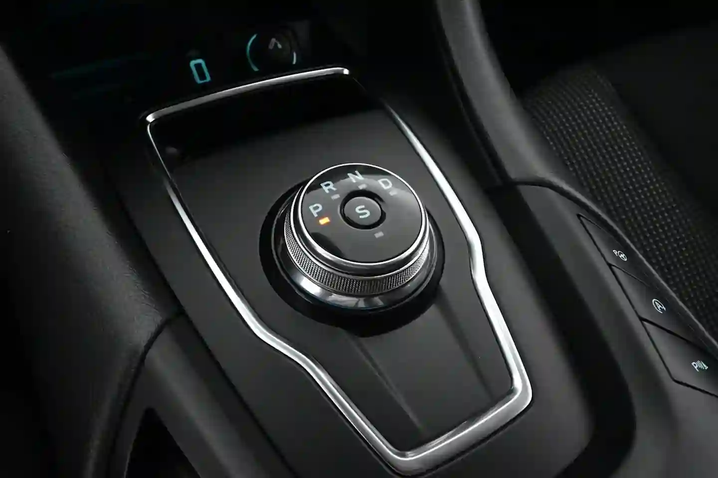 Car Image - vsaJnva9tDImxxAErayg4