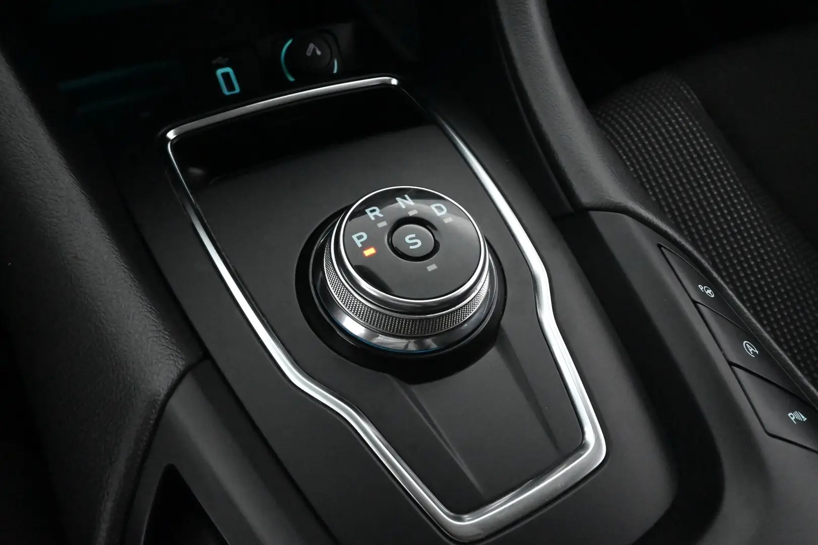 Car Image - vsaJnva9tDImxxAErayg4