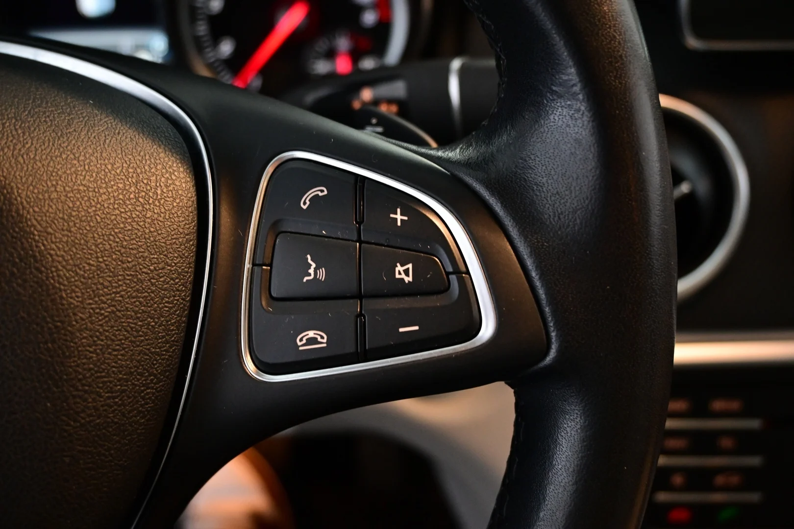 Car Image - 2c3ffnoQSqasdeC7RQkYey