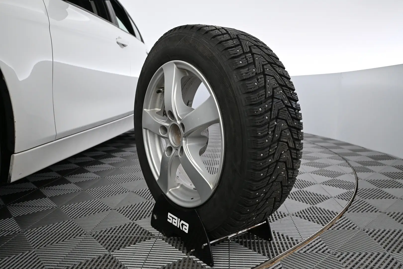 Car Image - 791zJv9Z1QOh0skAmnxfYd
