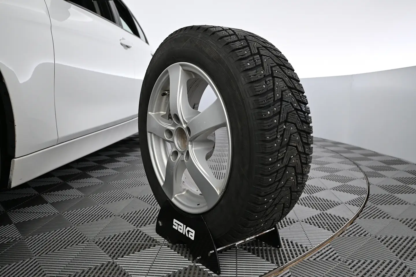 Car Image - 791zJv9Z1QOh0skAmnxfYd