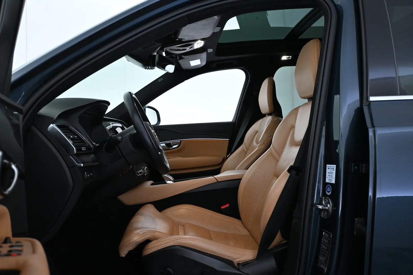 Car Image - 6XBDlkYzU5XSjPyHSQHMCu