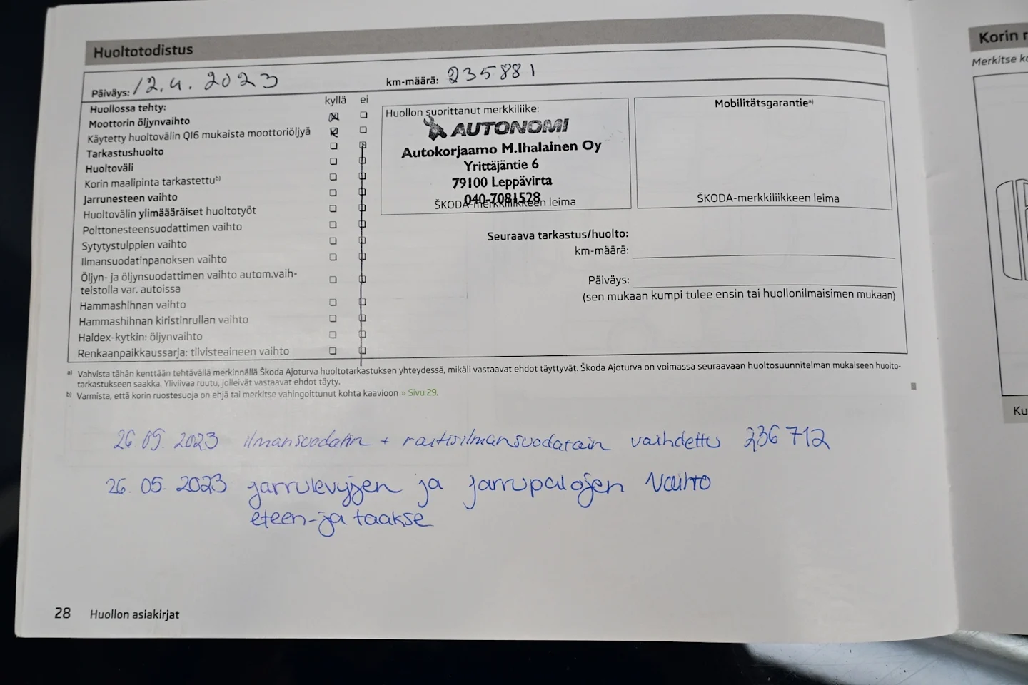 Car Image - 56taxKsT2hl0LzRaHYbKoM