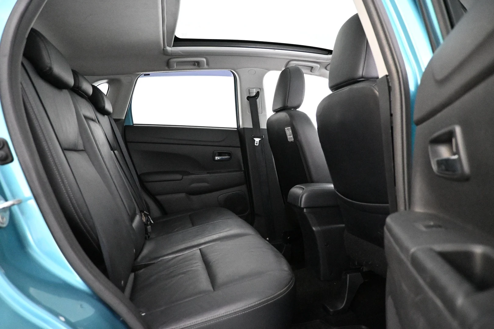 Car Image - 2oODpwsJMLSDxF2LWMbFQp