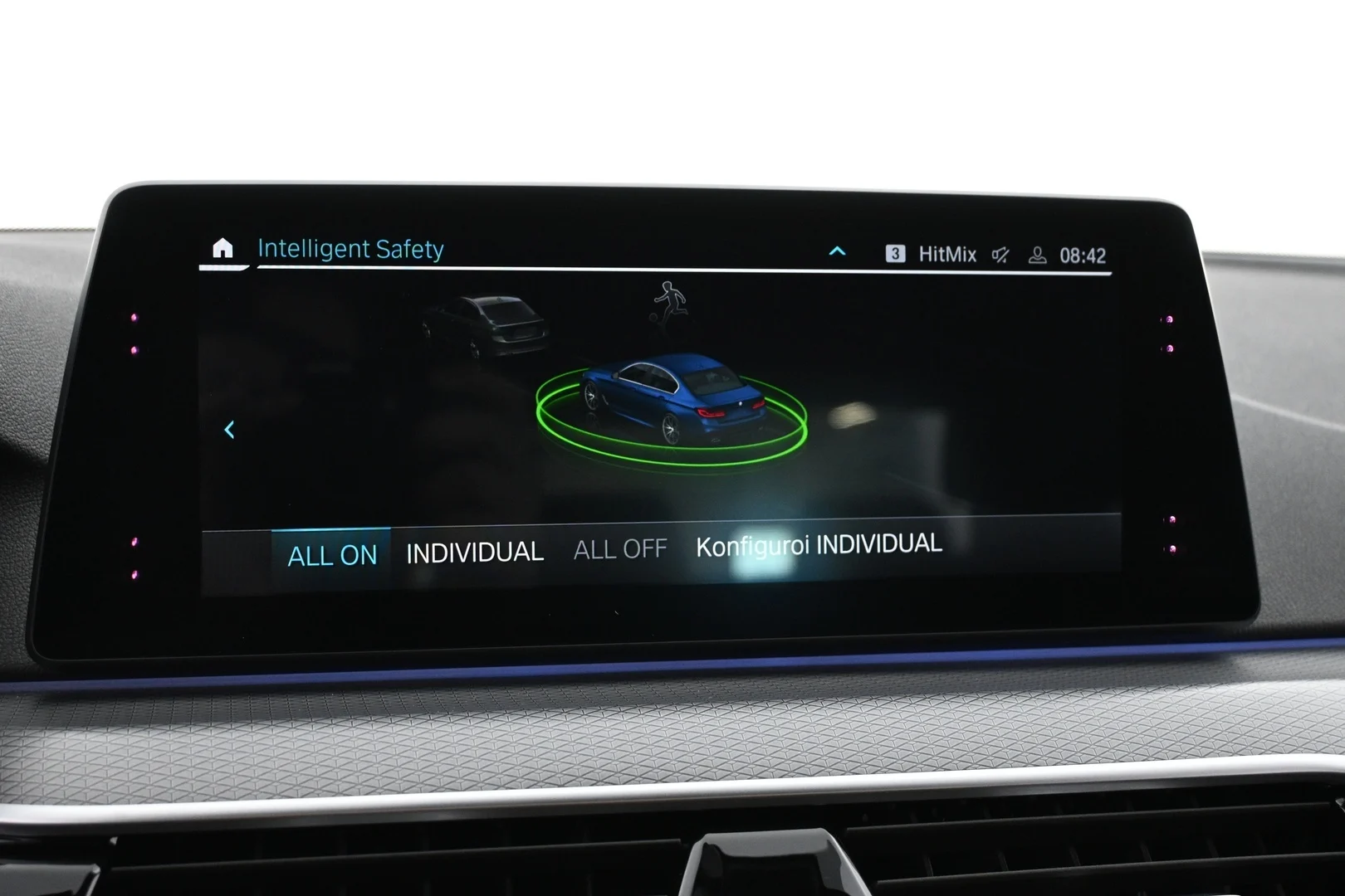 Car Image - 4AztoXtBgUsQMnThZZD6v4