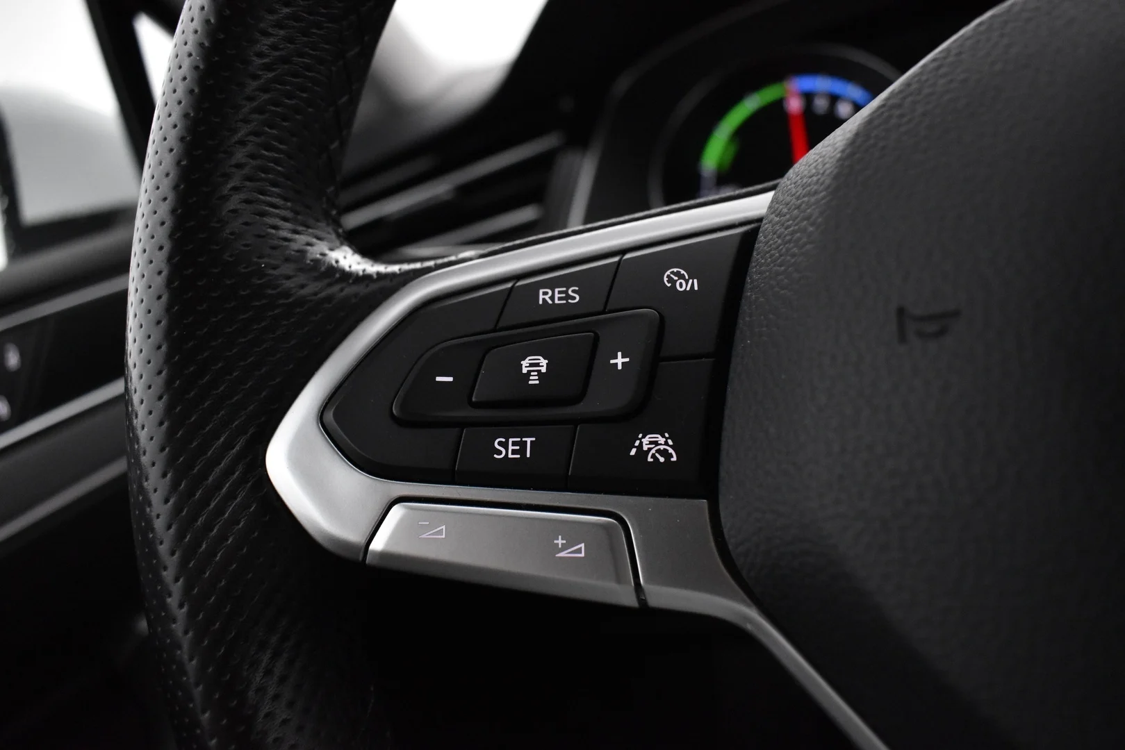 Car Image - 5kXnxKDKbmtKuM54jtUYa6