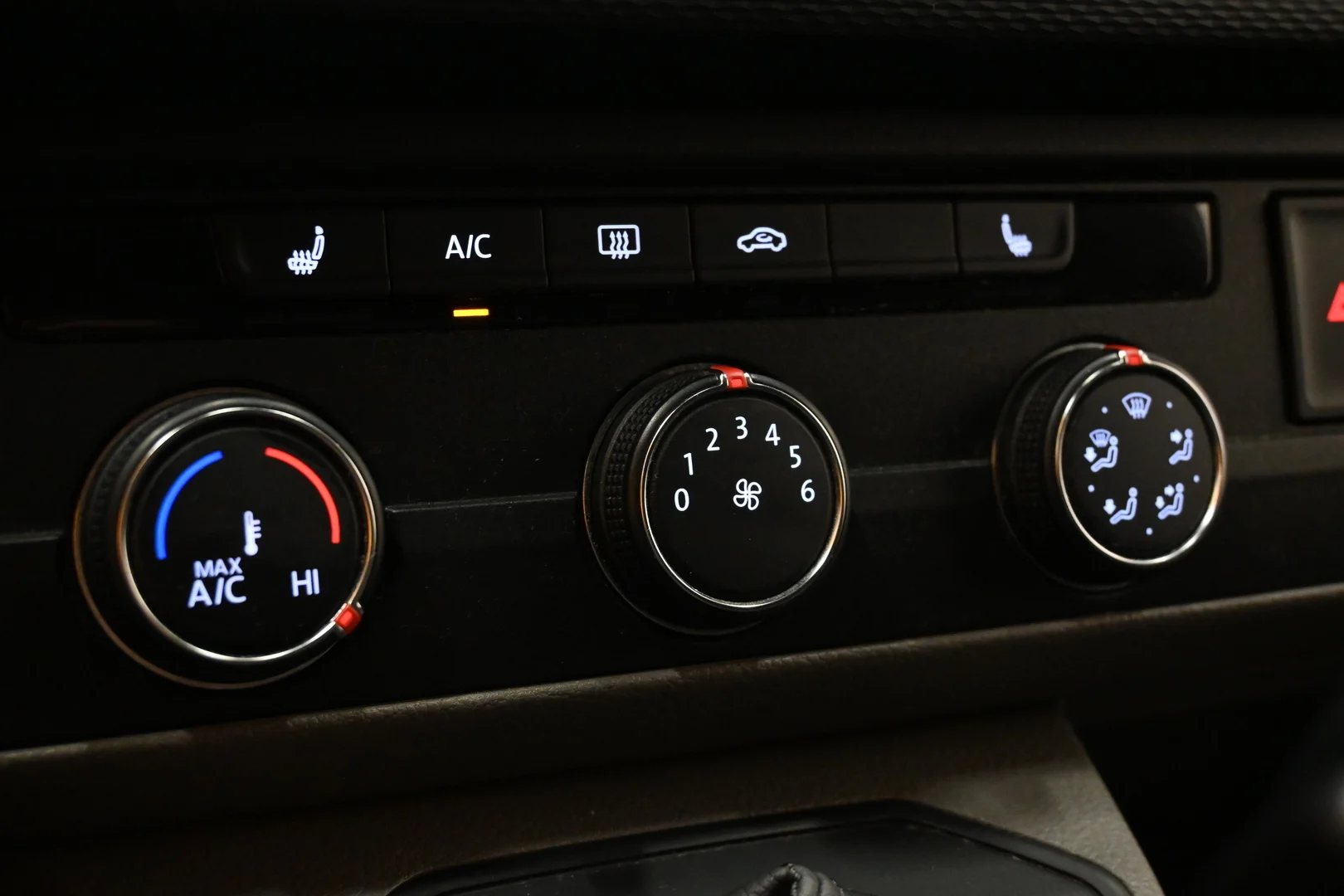 Car Image - 4JEFbKgIc7uCJ8xDqhfBPo