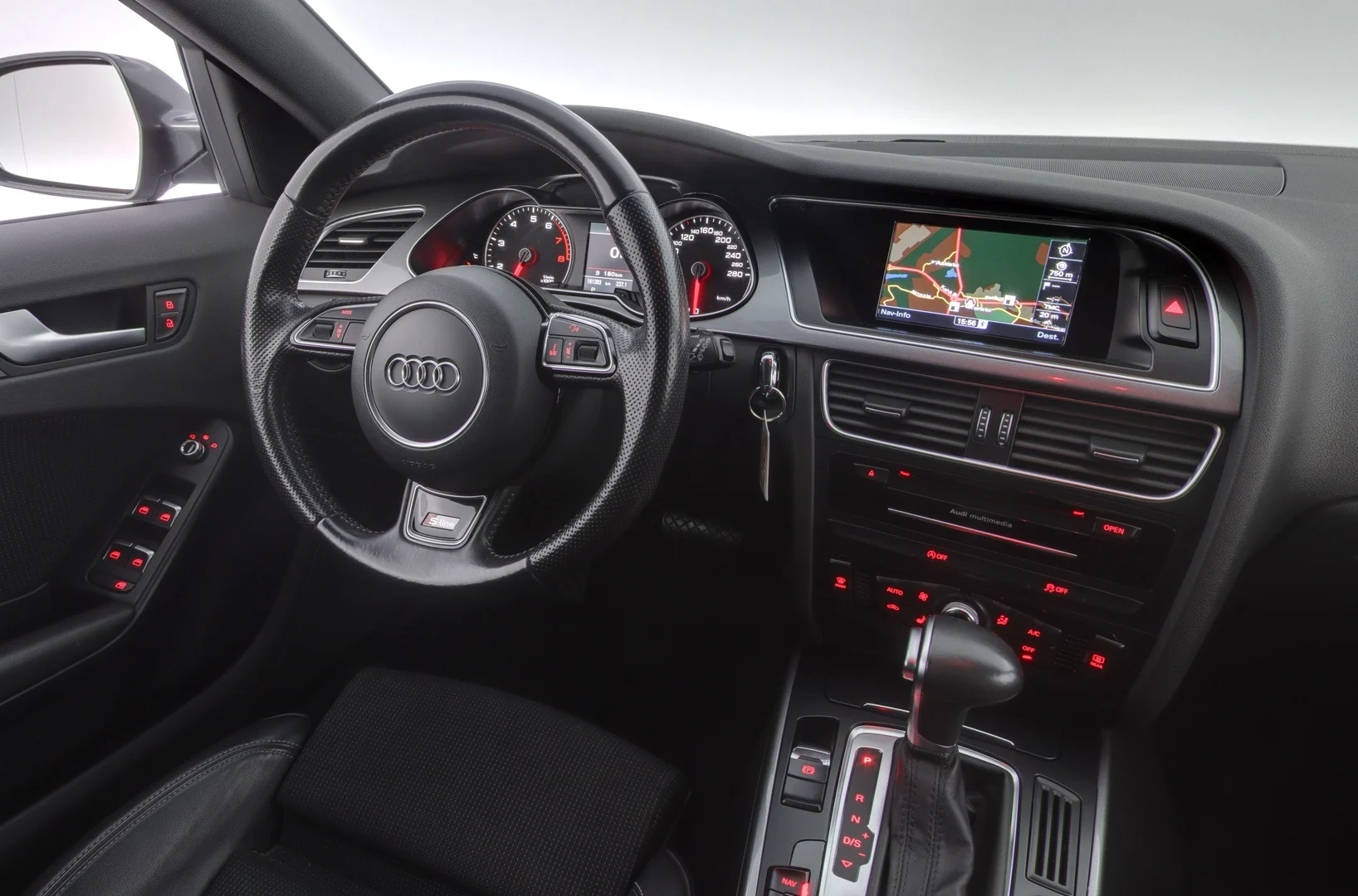 Car Image - 7EUXQVYBtBZIuWs8oD7FuW