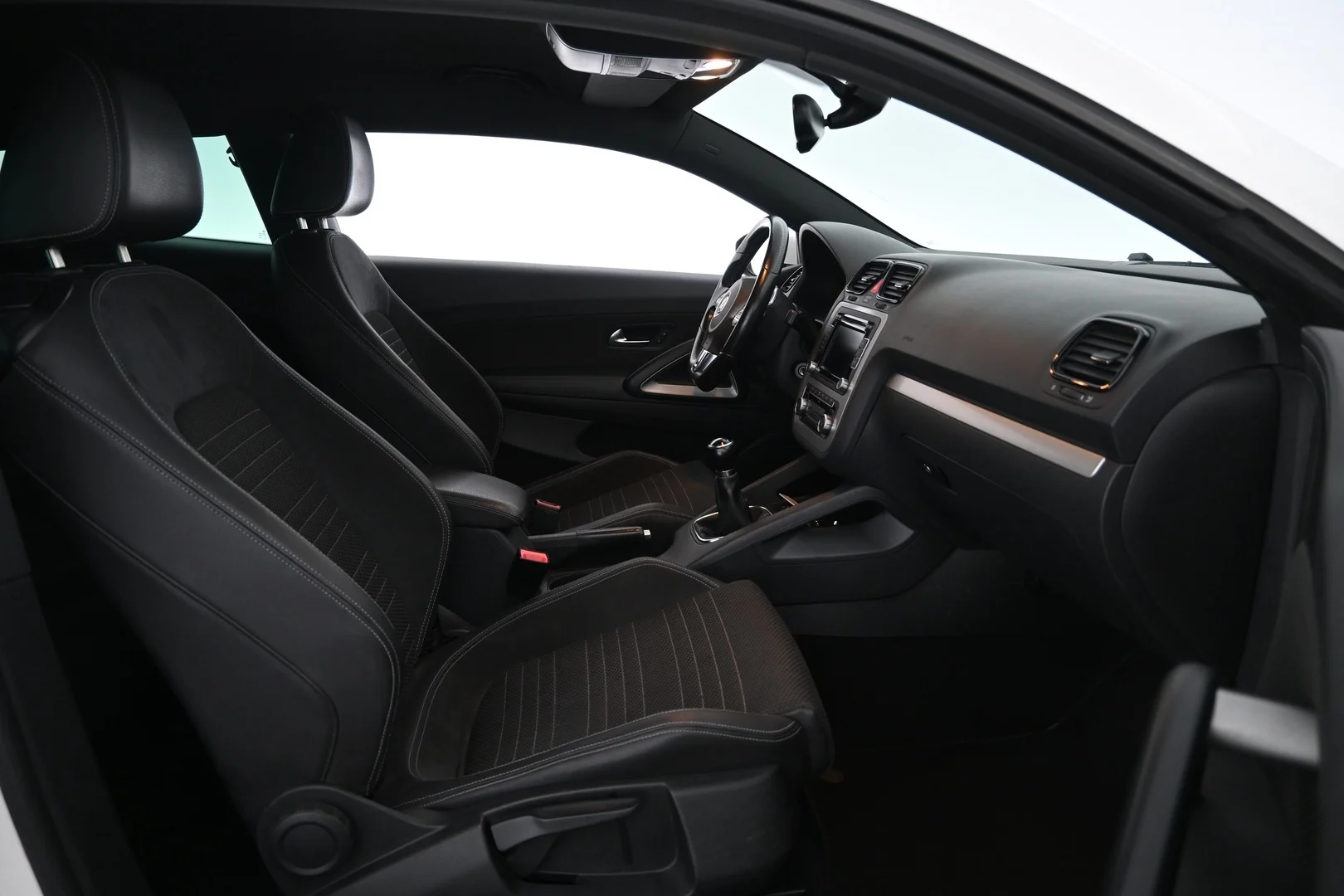 Car Image - 124ctiVshlWtMYmzhkcSSb
