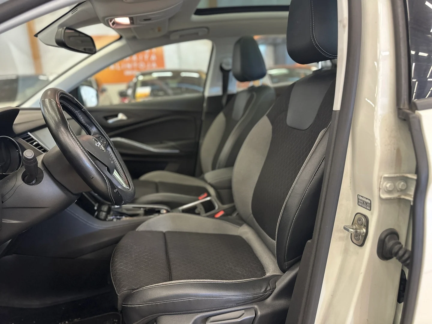 Car Image - 3P5chl3TdcxlaMCorkk15u