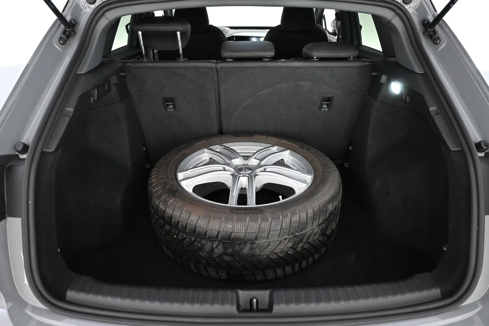 Car Image - 3H6whs6v45YJLlRm0EDxEz