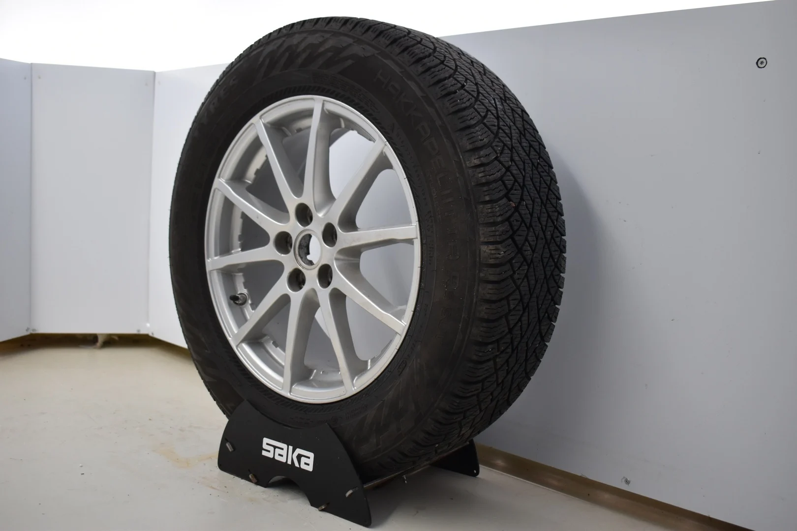 Car Image - 7BzNOxj4iDoCOnn36qCFZM