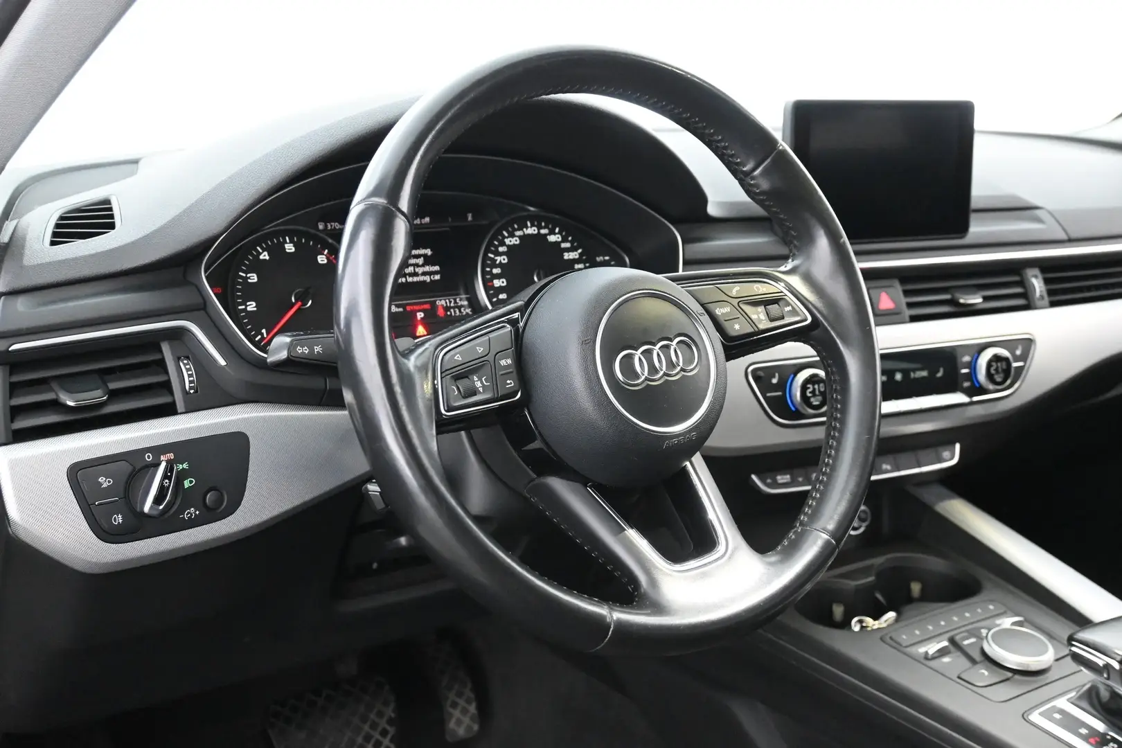 Car Image - 2AuZCckpBUn40JAX9RNe4K