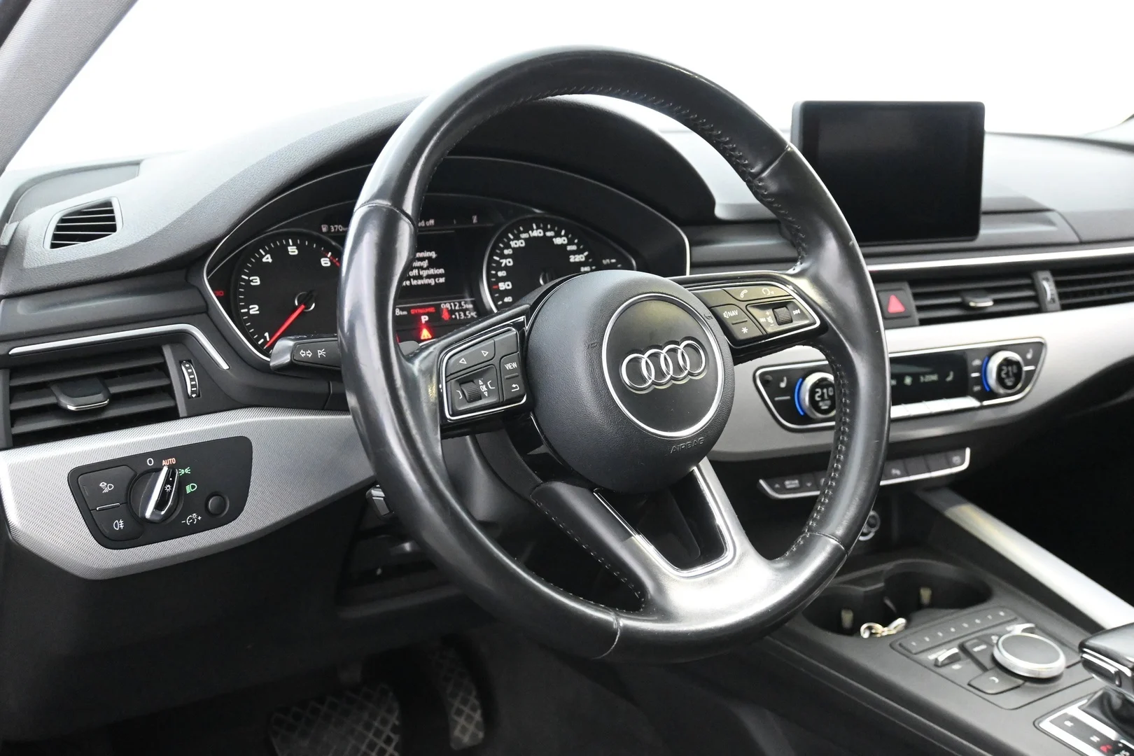 Car Image - 2AuZCckpBUn40JAX9RNe4K