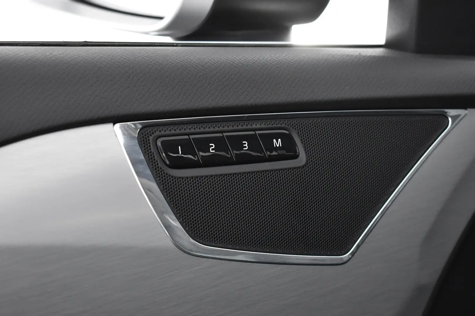 Car Image - 5sUjnwcJHBBmFaS3Ccz7Hq
