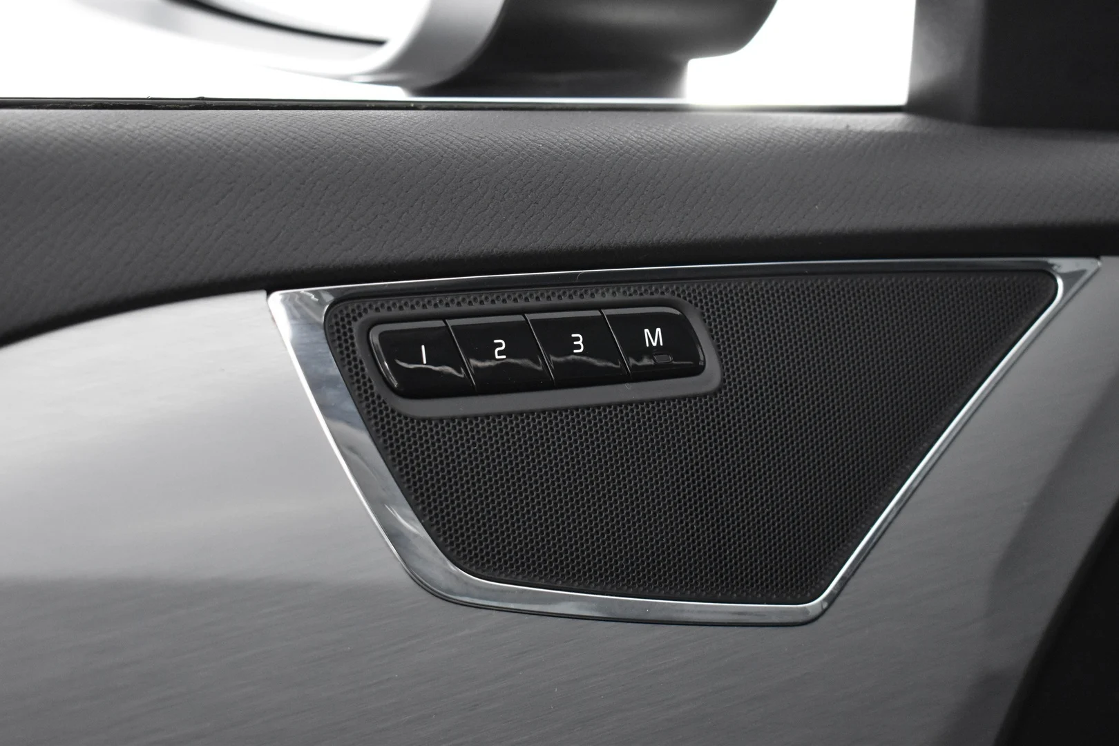 Car Image - 5sUjnwcJHBBmFaS3Ccz7Hq