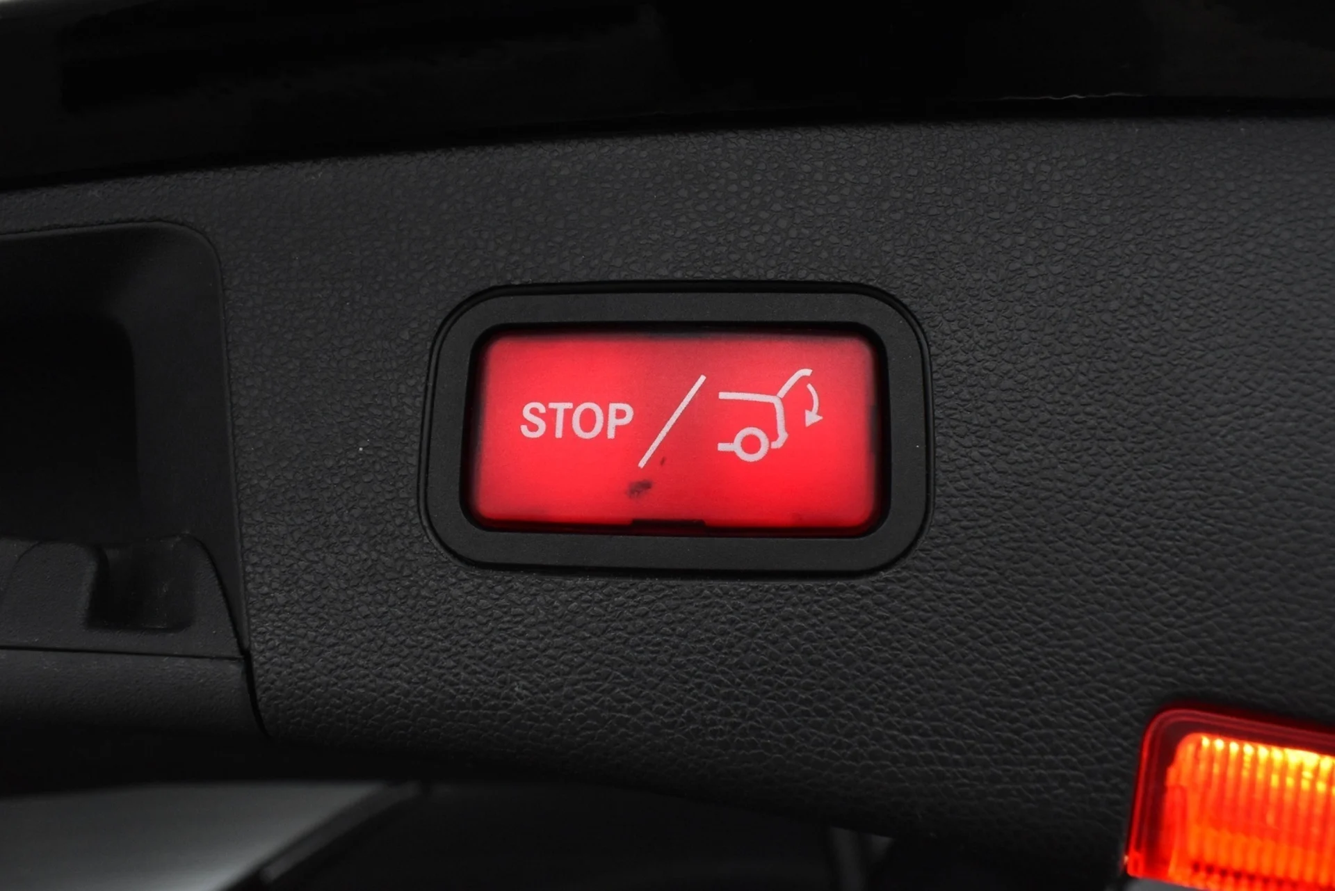 Car Image - 5BHqB6dDS036WLzjqUdwSC