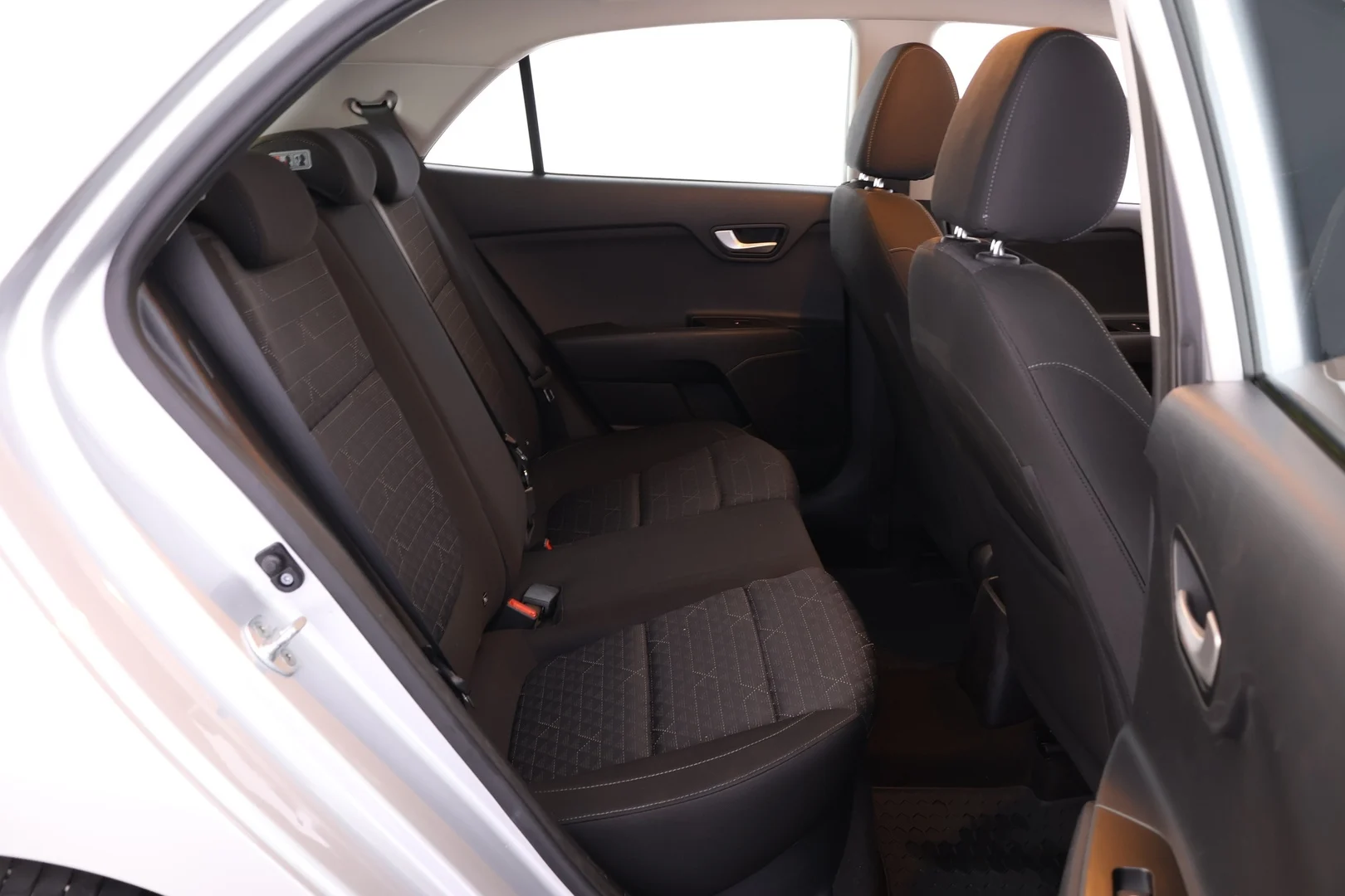 Car Image - 73N9PmogAOR5ymPye1ulqd