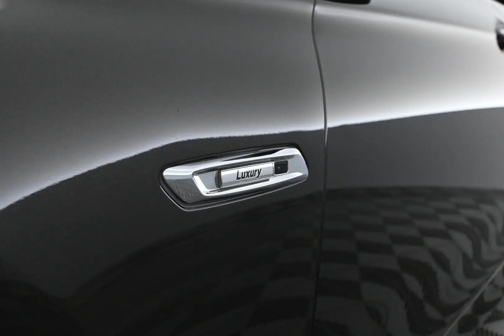 Car Image - 2QlVBRasV1XKM1xrVUv5nd
