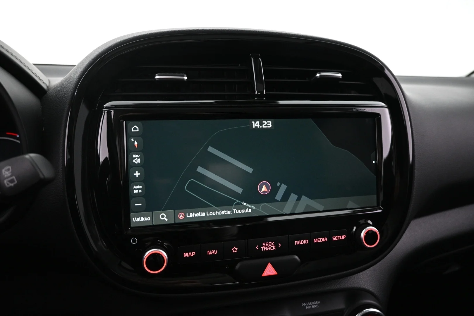 Car Image - 3BnMGAGScN5WFk4l8gI5ON