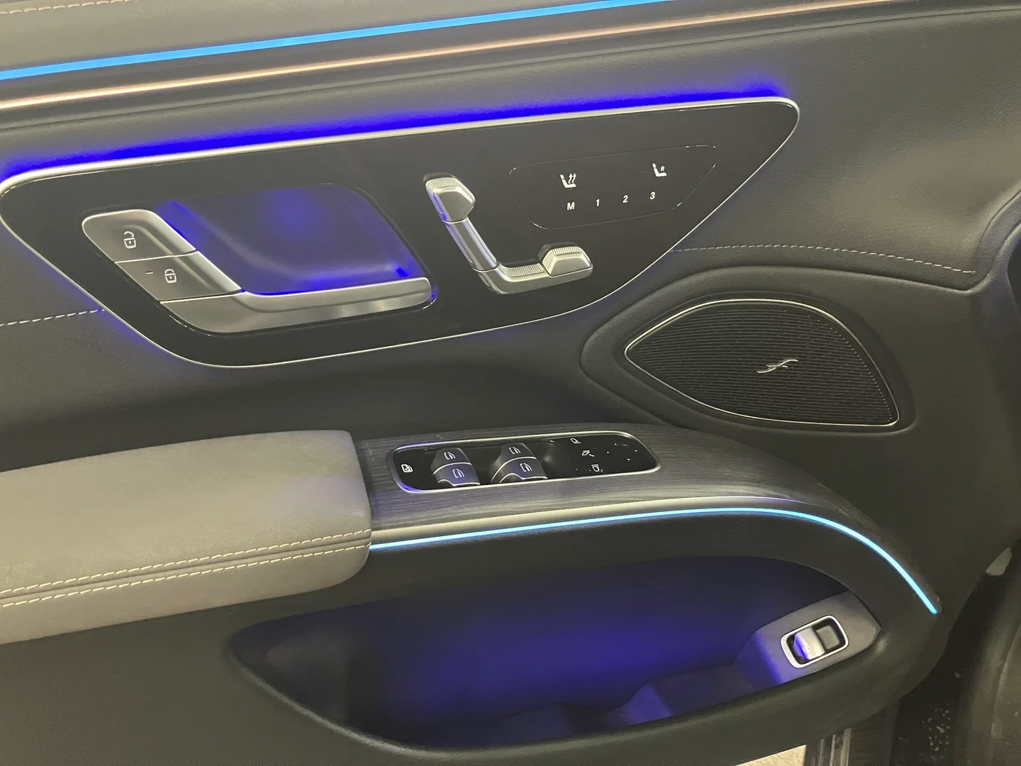 Car Image - 28TqYkprMkpfY9LTDU14eV
