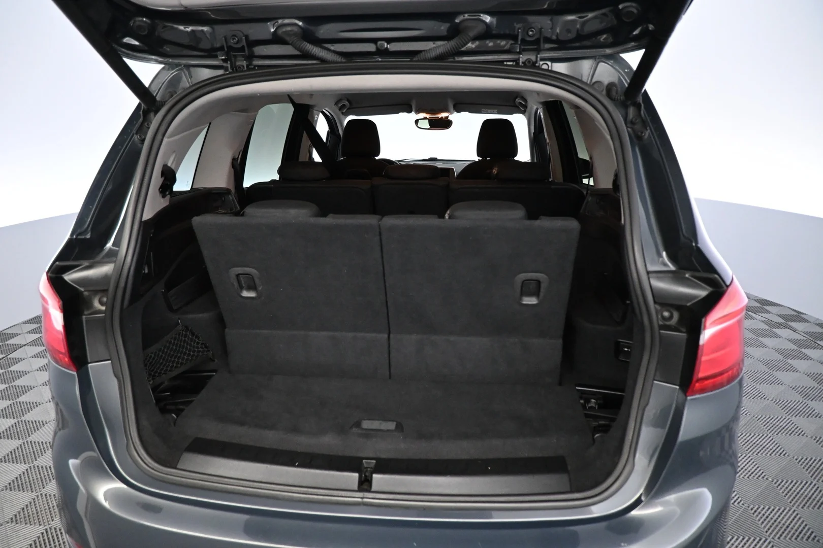 Car Image - 5eIUaGHEPeS0BLQOeLjz7f